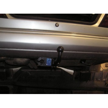 Фаркоп съемный на MERCEDES-BENZ 124 1985-1995